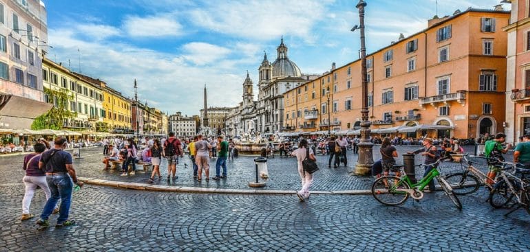 O que atrai os turistas na Itália e locais populares nas estações do ano