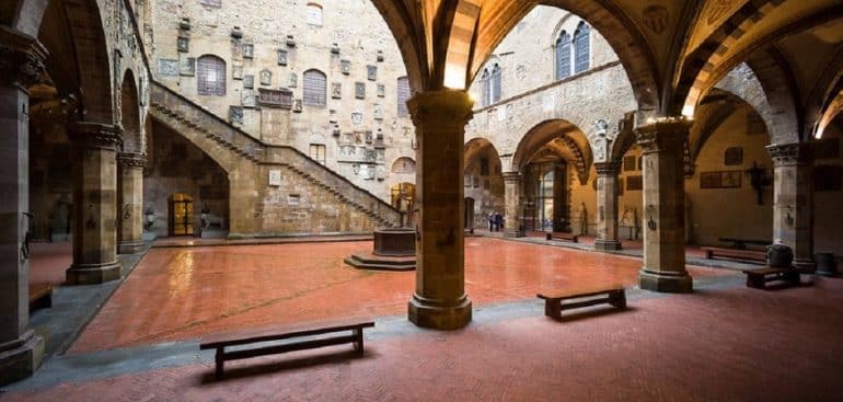 Museu Bargello em Florença – Conheça as belas arquiteturas renascentistas da Itália Foto: Flickr