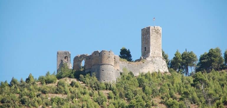 castelos mais bonitos de Abruzzo e sua cultura local Foto: Freepik