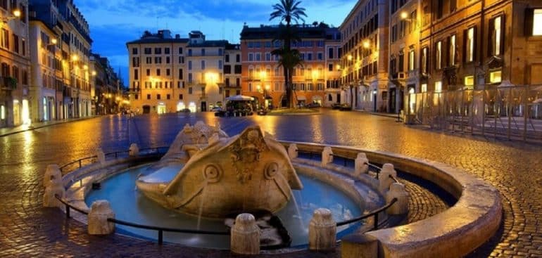 Fontana della Barcaccia e Fontana del Nettuno – Conheça as duas praças famosas de Roma Foto: Freepik