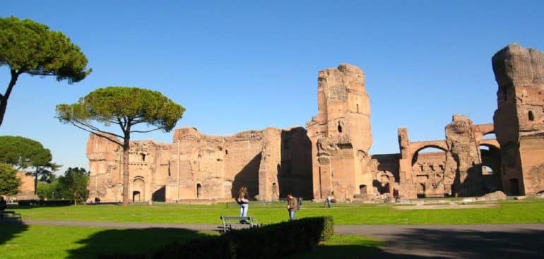 Termas de Caracalla em Roma é a opção turística incrível para um banho emocionante Foto: Flickr