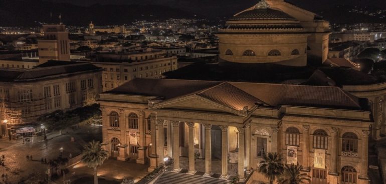 Maior teatro da Itália e o terceiro maior da Europa – Conheça Teatro Massimo Vittorio Emanuelle Foto: Flickr