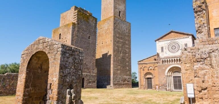 Pontos turísticos em Tuscania, na região do Lácio Foto: Freepik