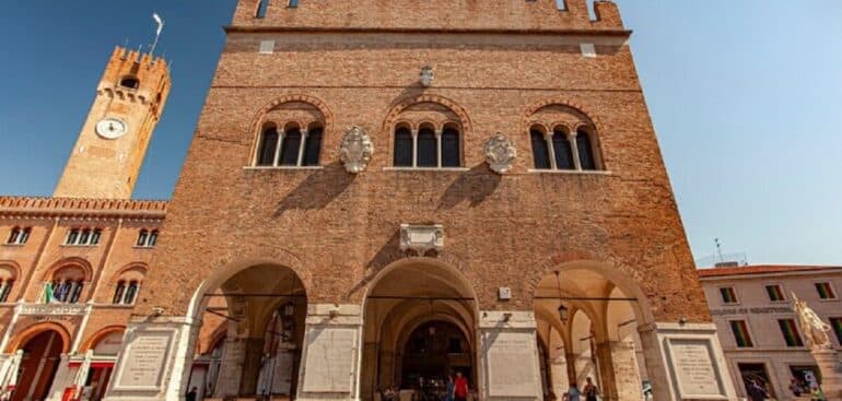 Arte em Treviso, na região do Vêneto, reflete a tradição veneziana Foto: Freepik